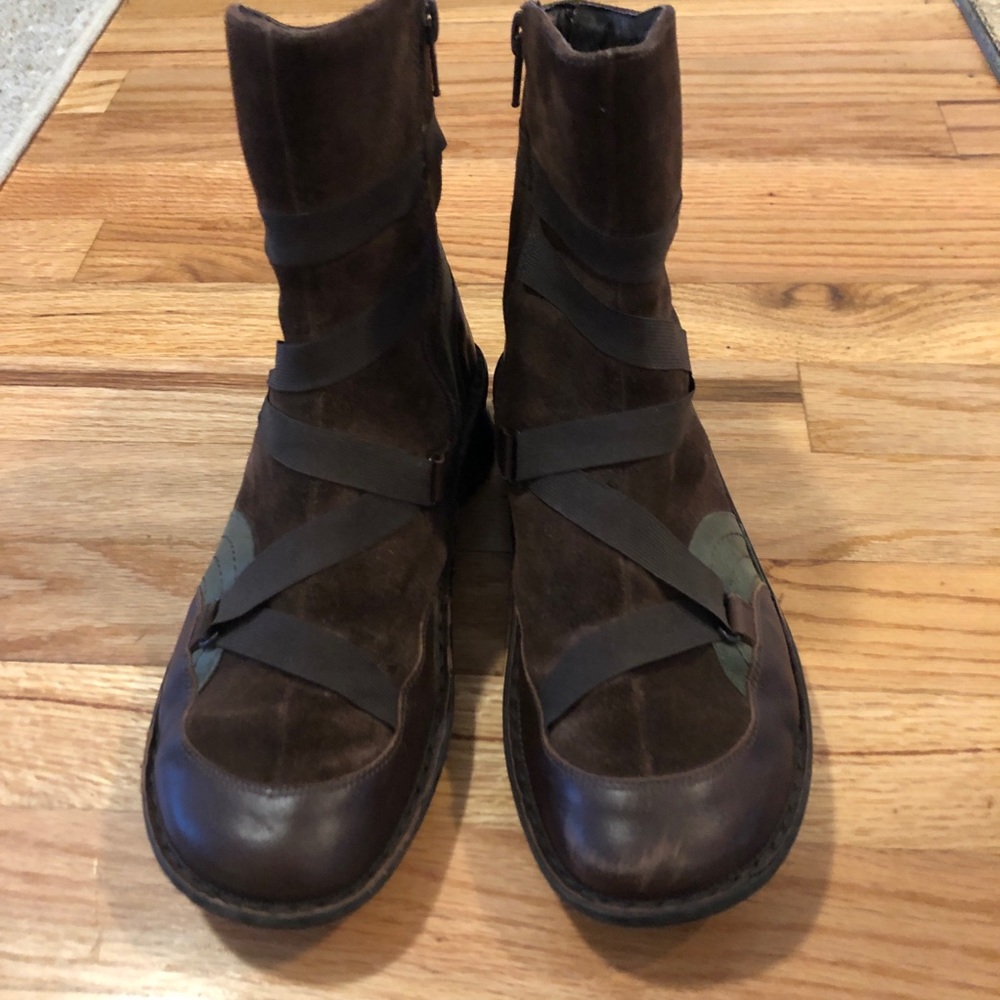 Beautiful Naot Booties, Size 37 (7).